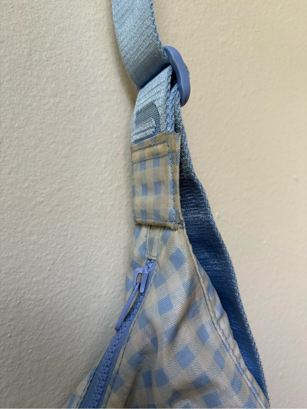 BAGGU Blue Gingham Crossbody Bag - Picture 3 of 4